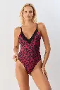 sl-lookbook-2526016-7d02898584413a800e17486102950219-1024-1024.webp