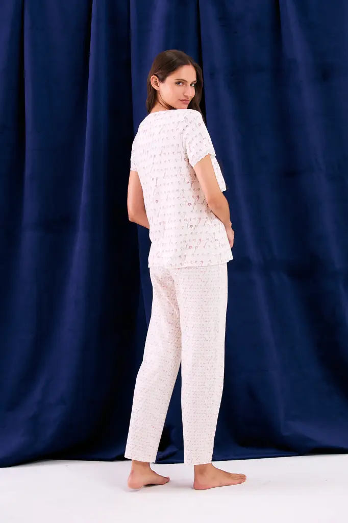 lookbook-sv-583-60bf2a2f4160dcdedd17252814826727-1024-1024.webp