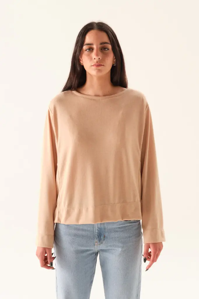 38310316_SWEATER_YOKO_CAMEL_02.webp