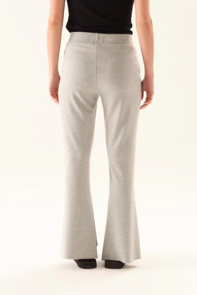 38650202PANTALONDVONADIAGRIS06.webp