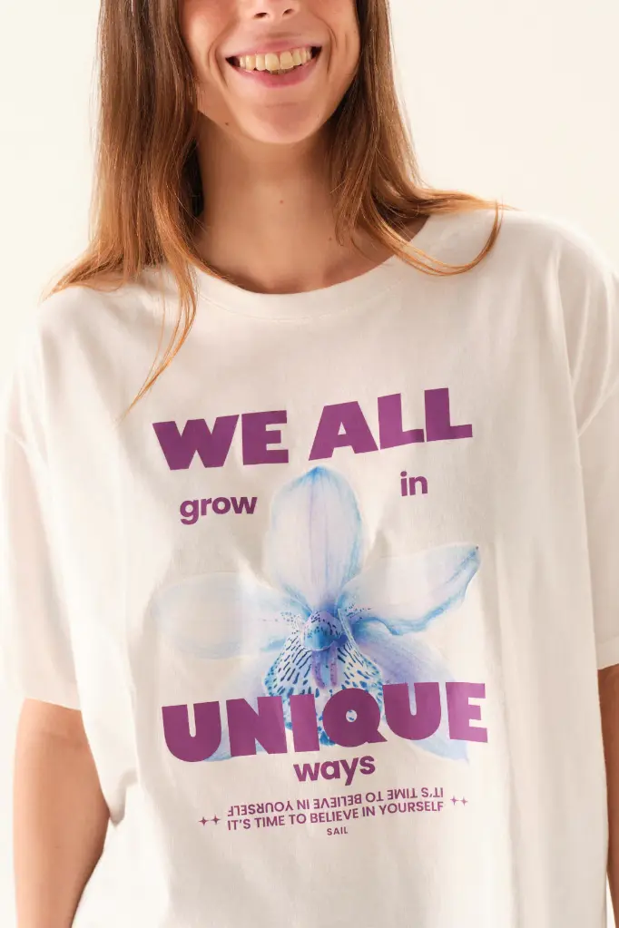 38212413_REMERA_BERNARDITA_OFF_WHITE_04.webp
