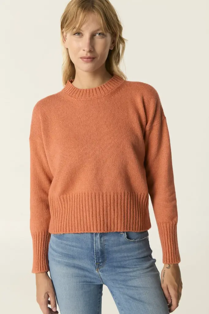 37324735_SWEATER_TEJIDO_ADRIANA_TERRACOTA_01_7a6208b3-7916-4ef7-ac24-cda8143af334.webp