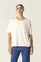 37203513_REMERA_CARMINA_OFF_WHITE_01_41a198f3-fe18-4cd6-9dc5-698b77159d6b.webp