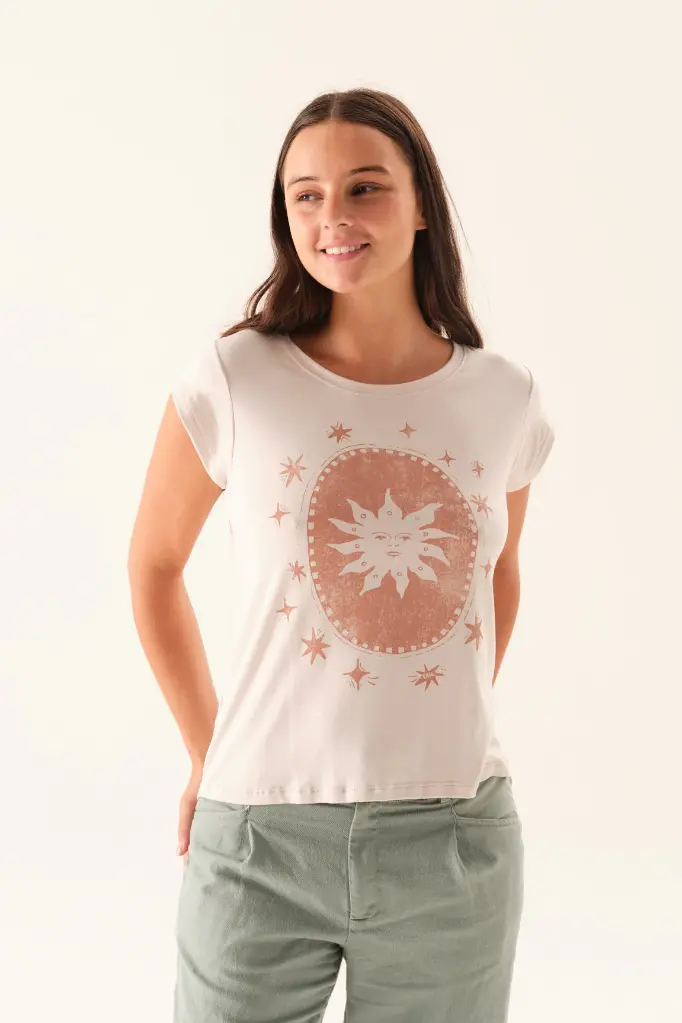 38201014REMERACAROLINABEIGE02.webp