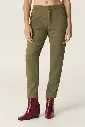 37021375_PANTALON_GAIA_MILITAR_03_29d6b14c-af7f-4e57-b209-3e627f228a2f.webp