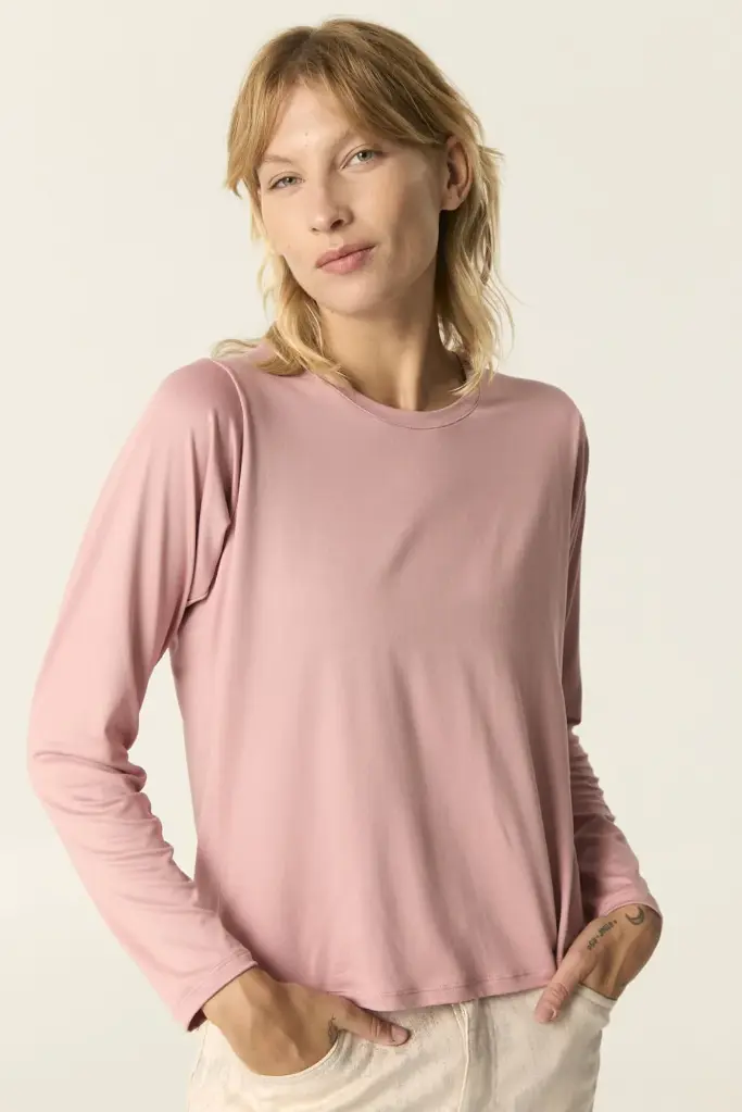37223441REMERANEREAROSAVIEJO01_a6bf0745-f77a-4eb8-9709-0585bc8b03f6.webp