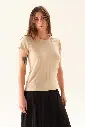 38200314_REMERA_CLAUDINA_BEIGE_04.webp