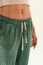 38030877PANTALONJOAQUINAVERDEINGLES04.webp