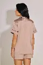 ecomm-woman17704-616930c43a7be46eee17587243940375-1024-1024.webp