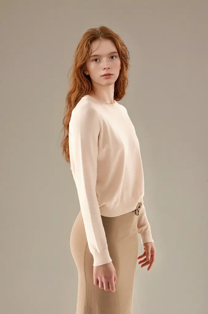 38320115_SWEATER_TEJIDO_AGATA_ARENA_03-Zoe-Neutral_Beige.webp
