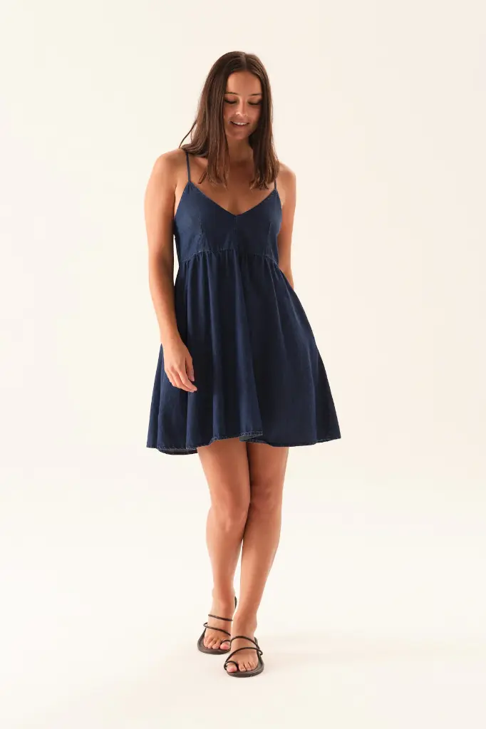 38270150VESTIDOPIAAZUL01.webp