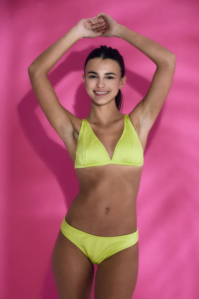 SV LOOKBOOK SS251386.webp