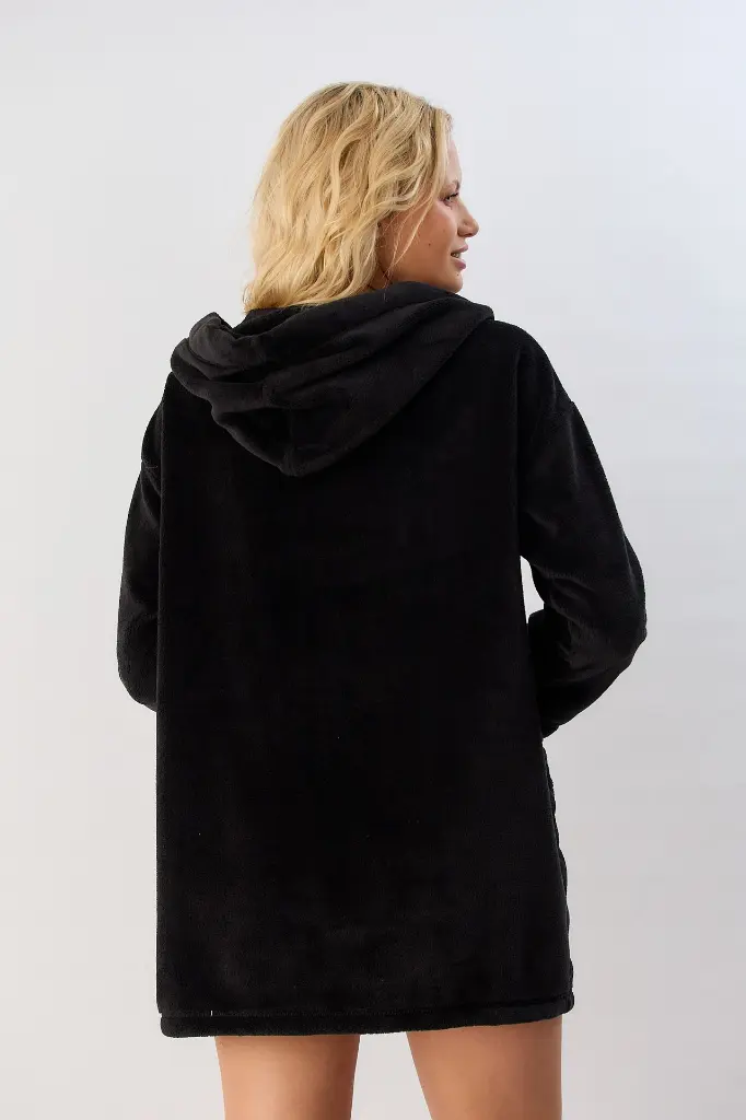 SL LOOKBOOK 2525311.webp
