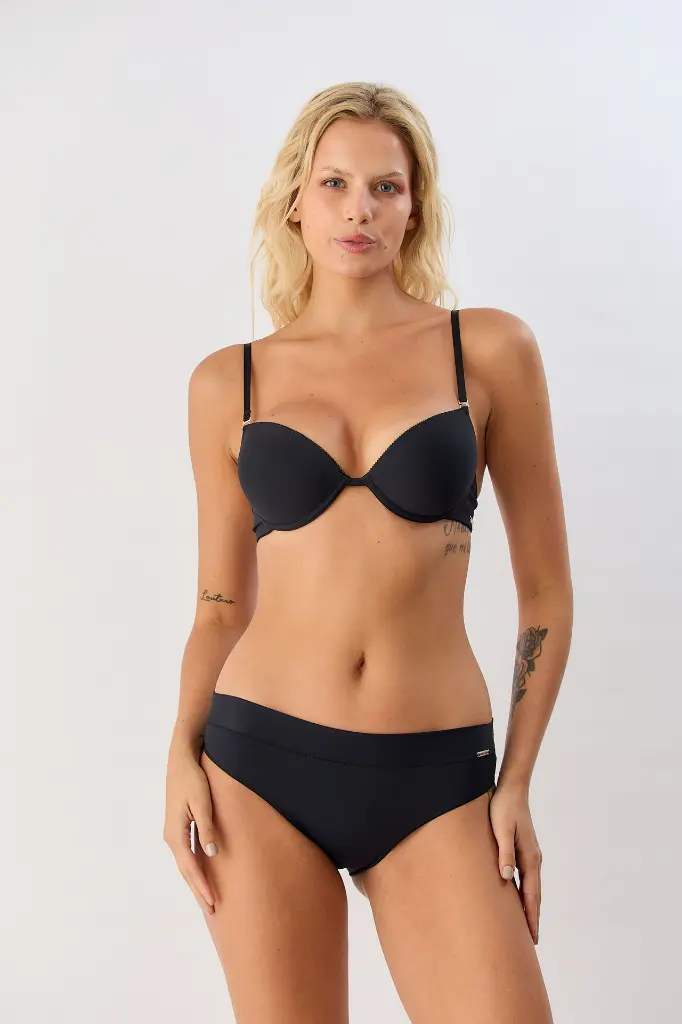 SL LOOKBOOK 2525389.webp