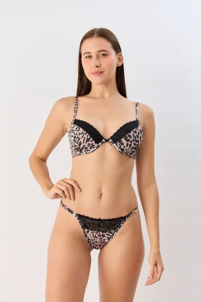 SL LOOKBOOK 2525927.webp