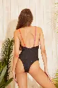 sl-lookbook-ss24262031067-f4010ec22cdc8824bc16969781783161-1024-1024.webp