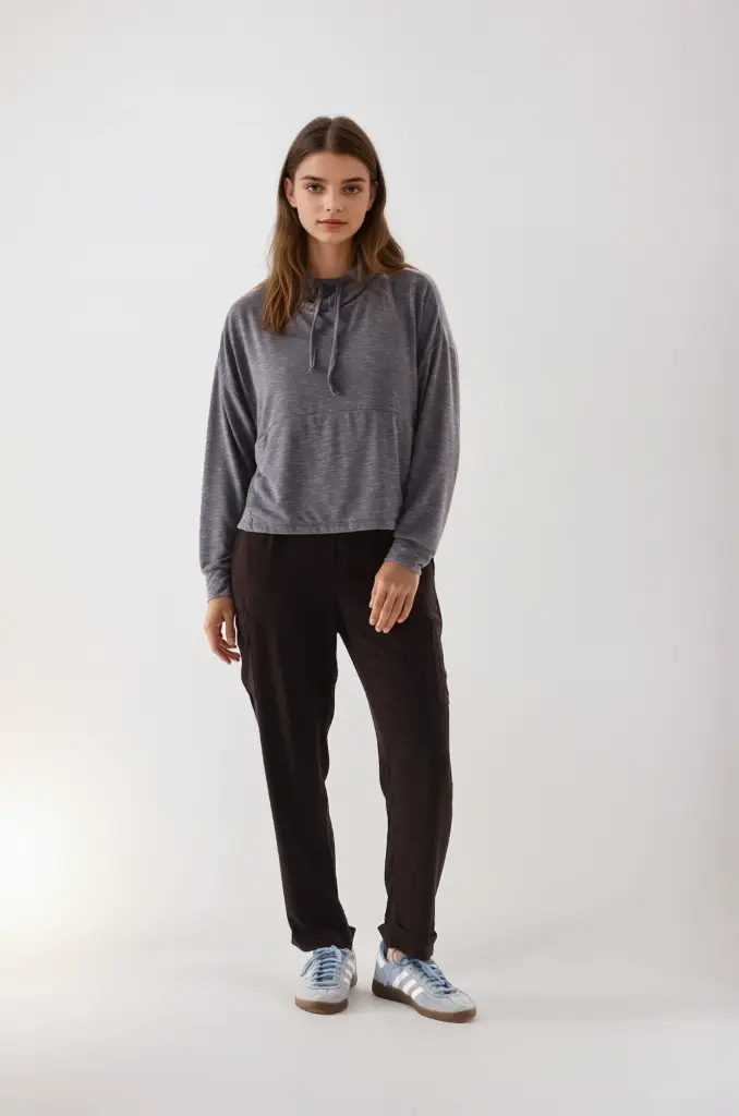 Dina, Pantalón