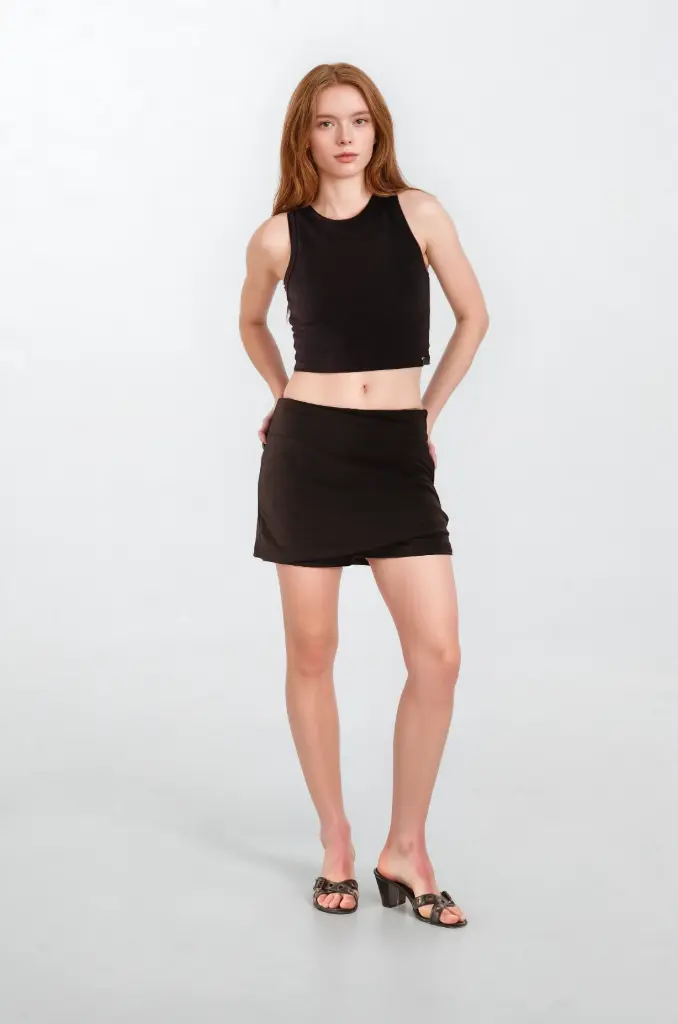 Ivana, Short pollera (XS)