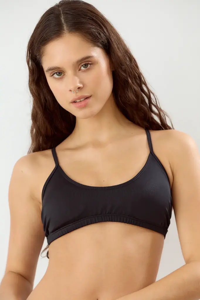 Mush Up, Top con almohadillas removibles (Negro, 1)