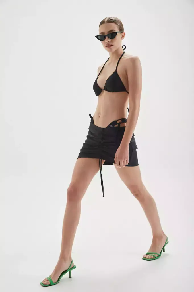 [44809] Ladny, Pareo