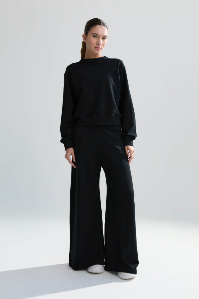 Moore, Buzo corte cuadrado