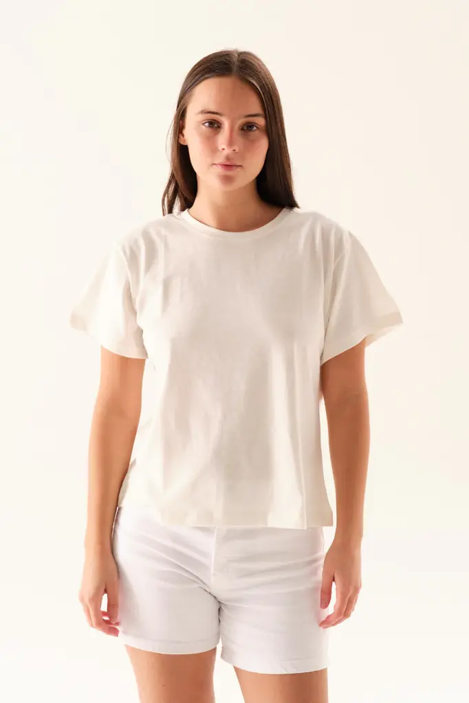 Rebeca, Remera manga corta