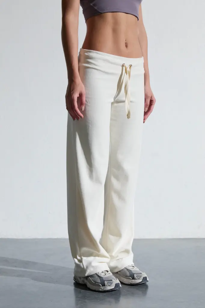 Monaco, Pantalon tiro medio