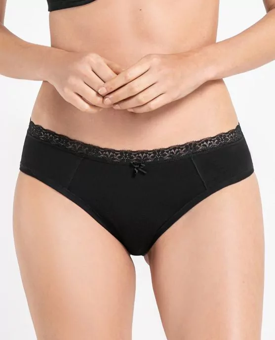 [12831] Sofia, Vedetina