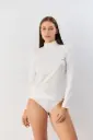 Amanda, Camiseta media polera