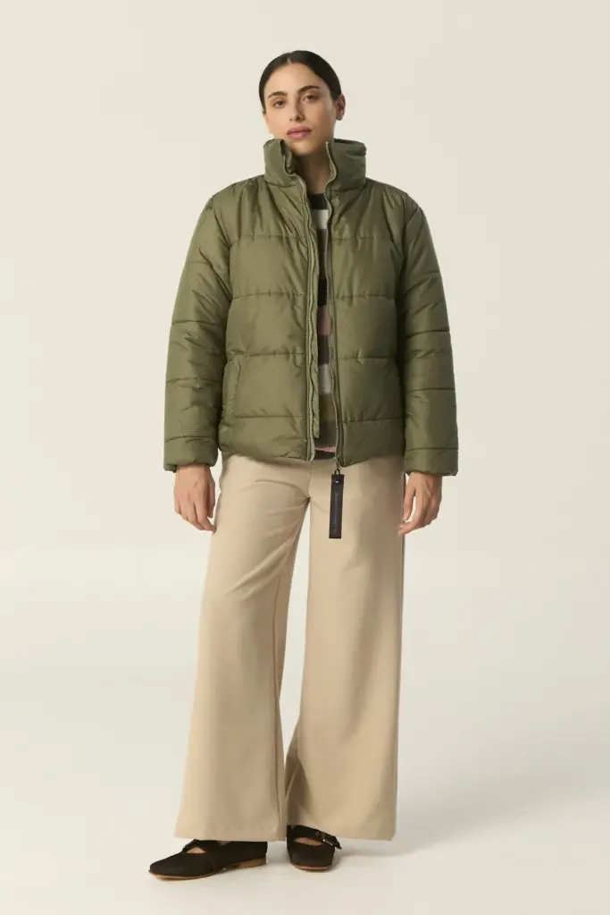 Magda , Campera puffer de cire