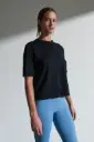 Circus Mesh, Remera
