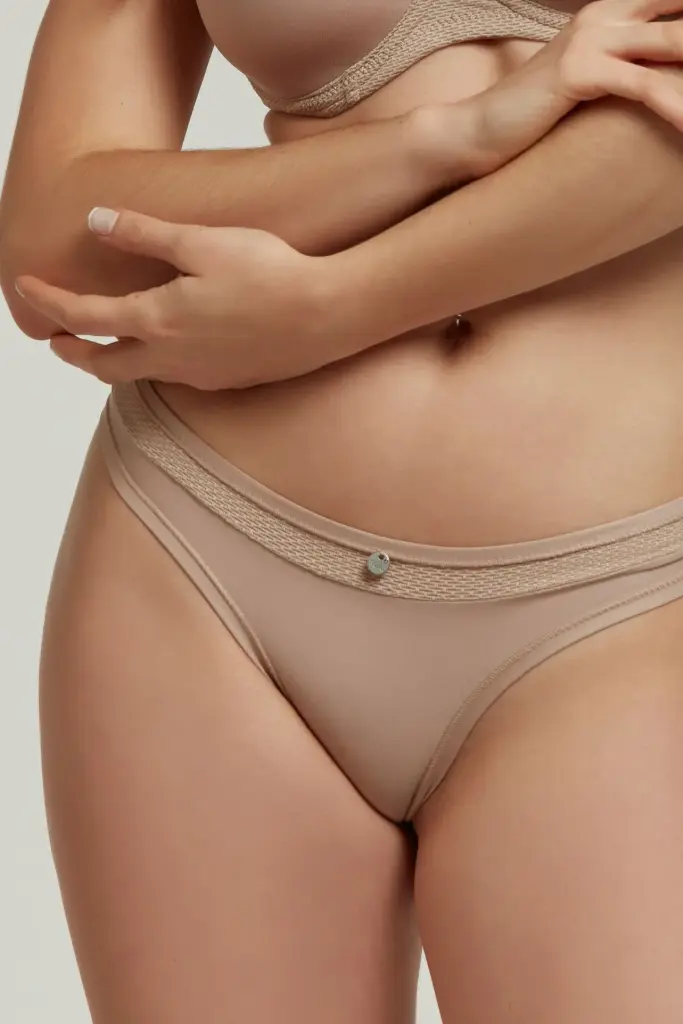 Exquisitte tul, Colaless de microfibra y tul fantasía