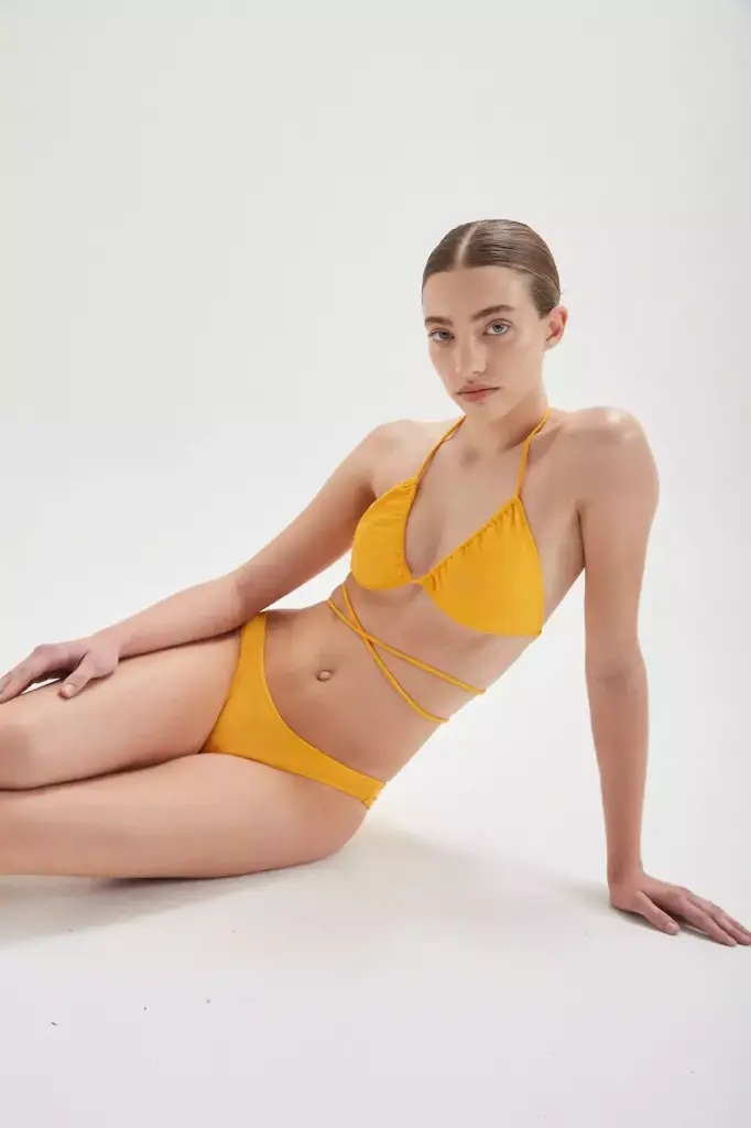 [6615%512] Sensitive, Triangulito con almohadillas (2)