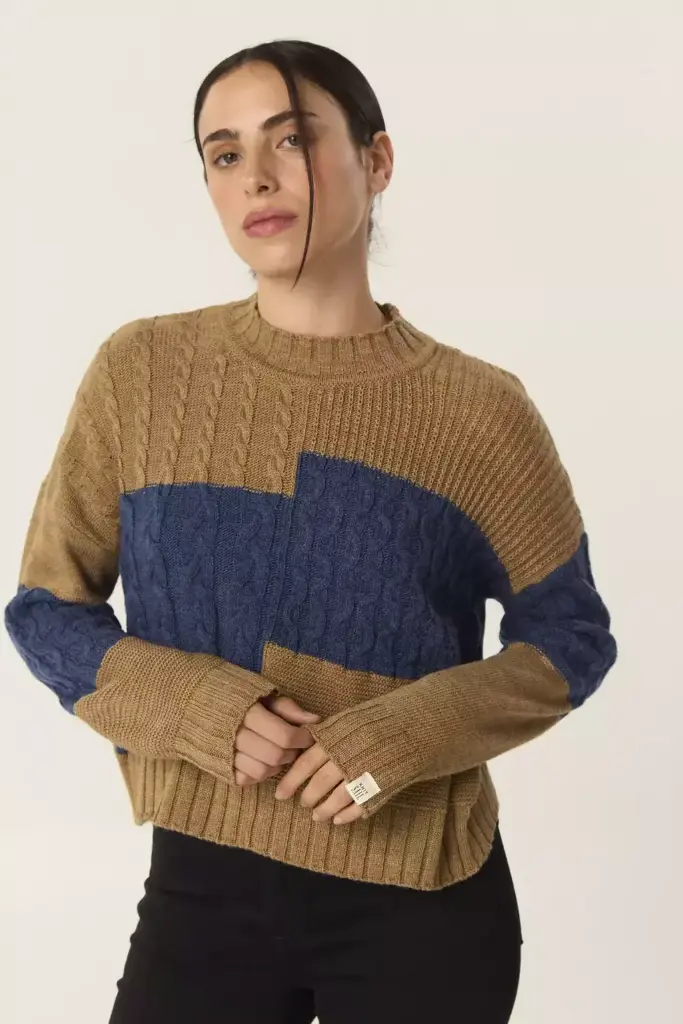 Eva, Sweater tejido