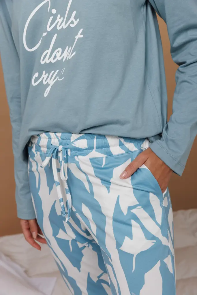 [I1125C-M] Cosmica,Pijama remera manga larga y babucha con bolsillos (M)