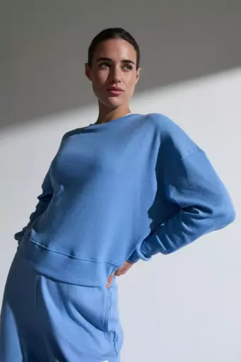 [14252] Qualley, Buzo