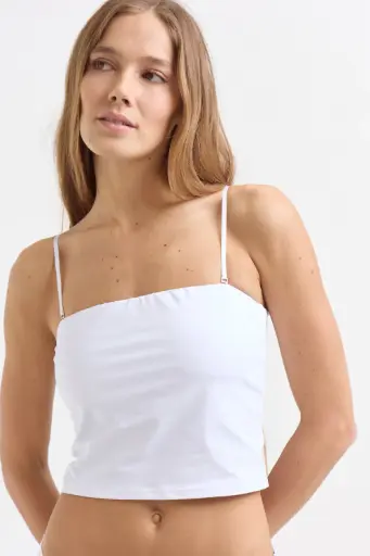 [157-210] Fresh Urban, Top con almohadillas