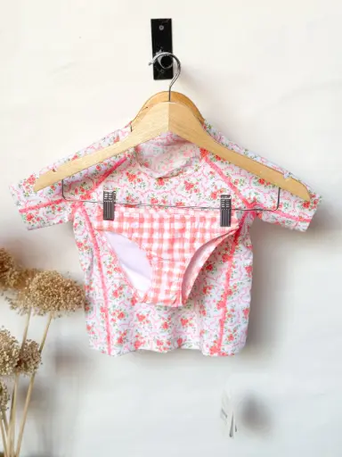 Little Scottish, Conjunto protección UV